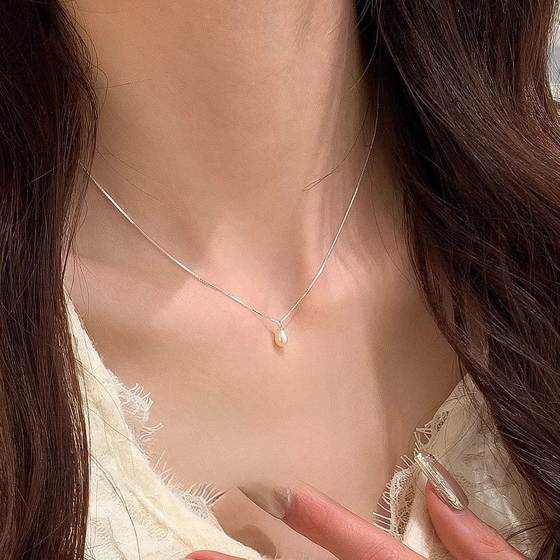 Baroque Pearl Pendant Necklace