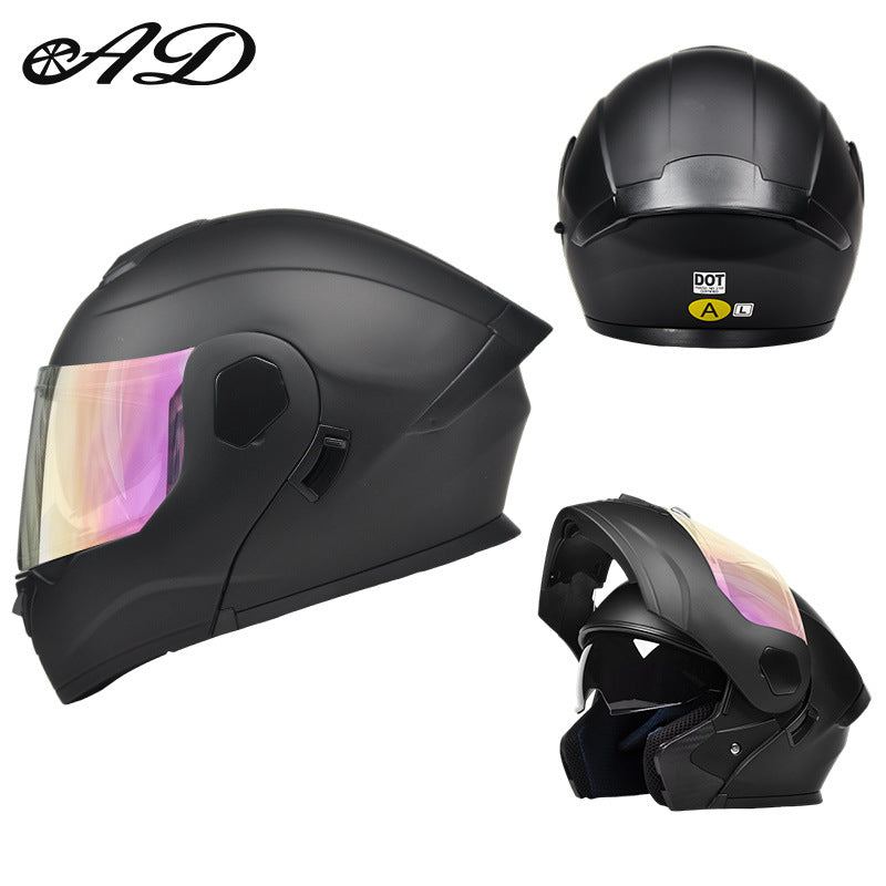 Motorcycle helmet with good ventilation in summer