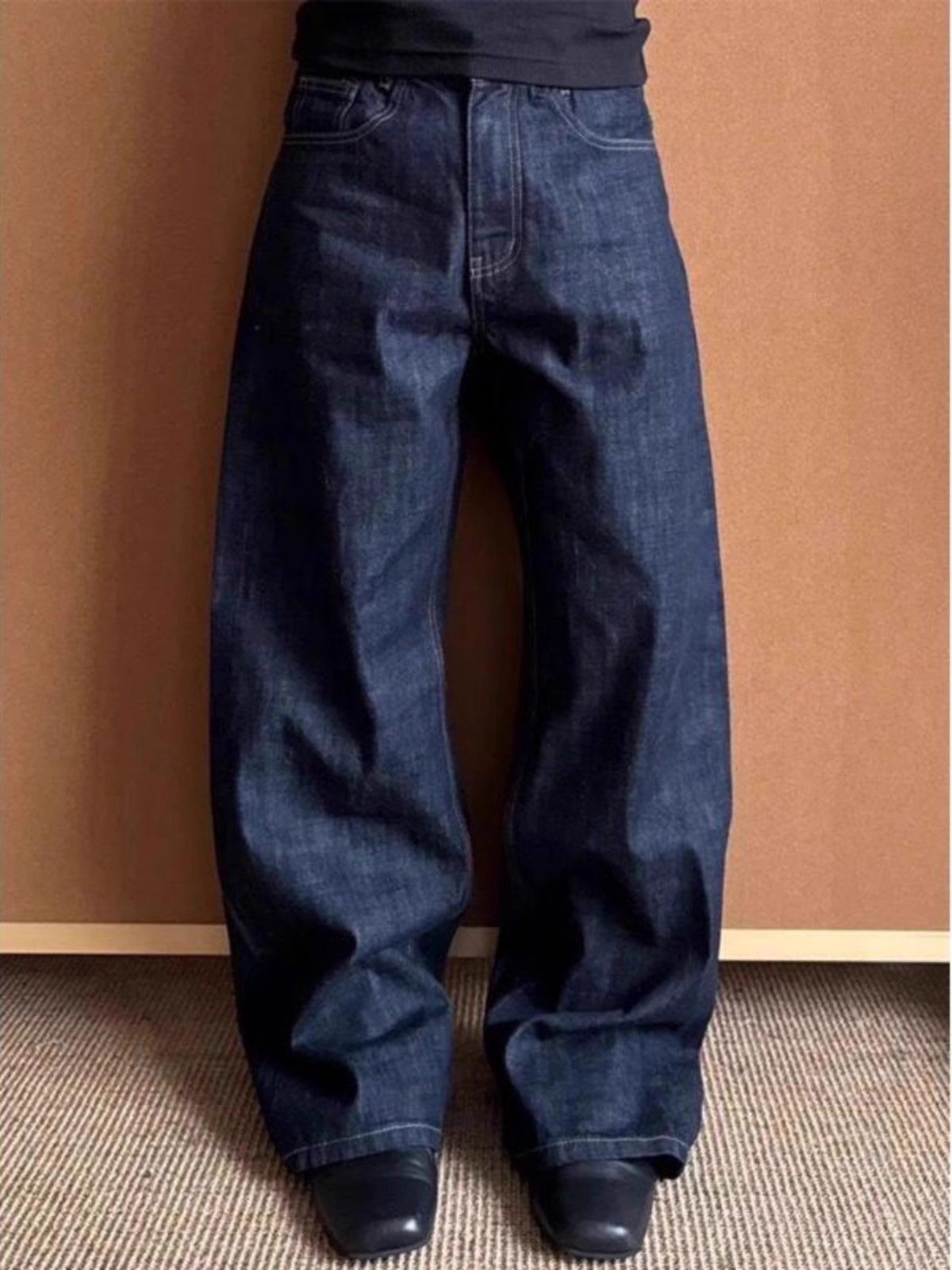 Wide-leg jeans