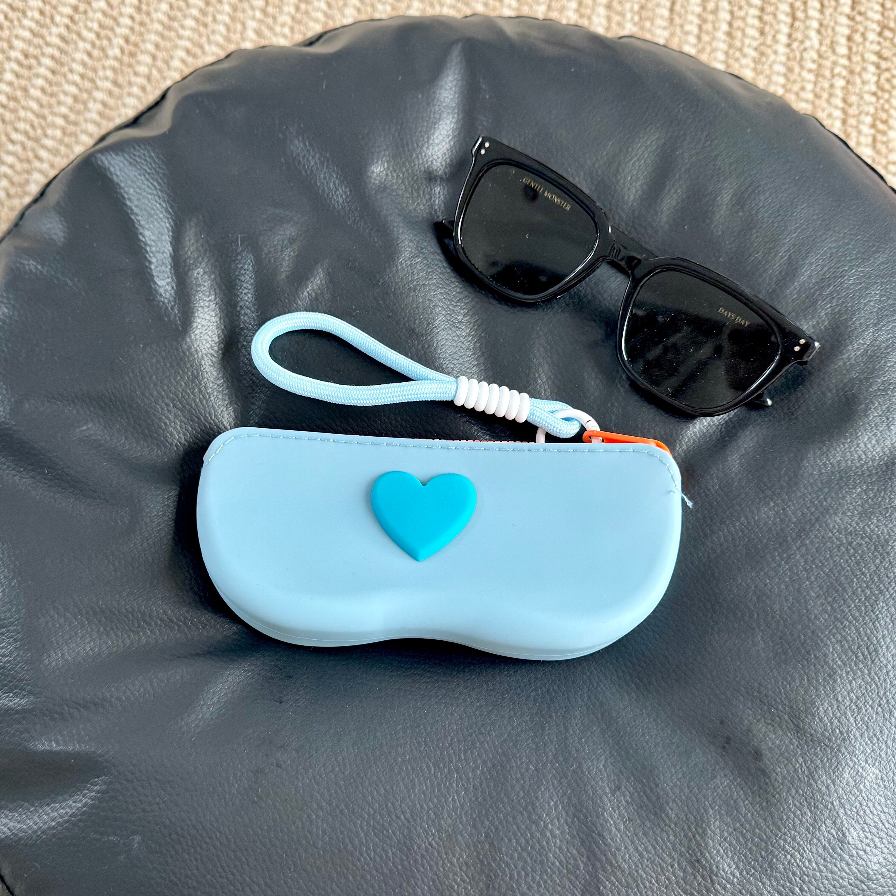 Portable Anti-Pressure Sunglasses Storage Bag