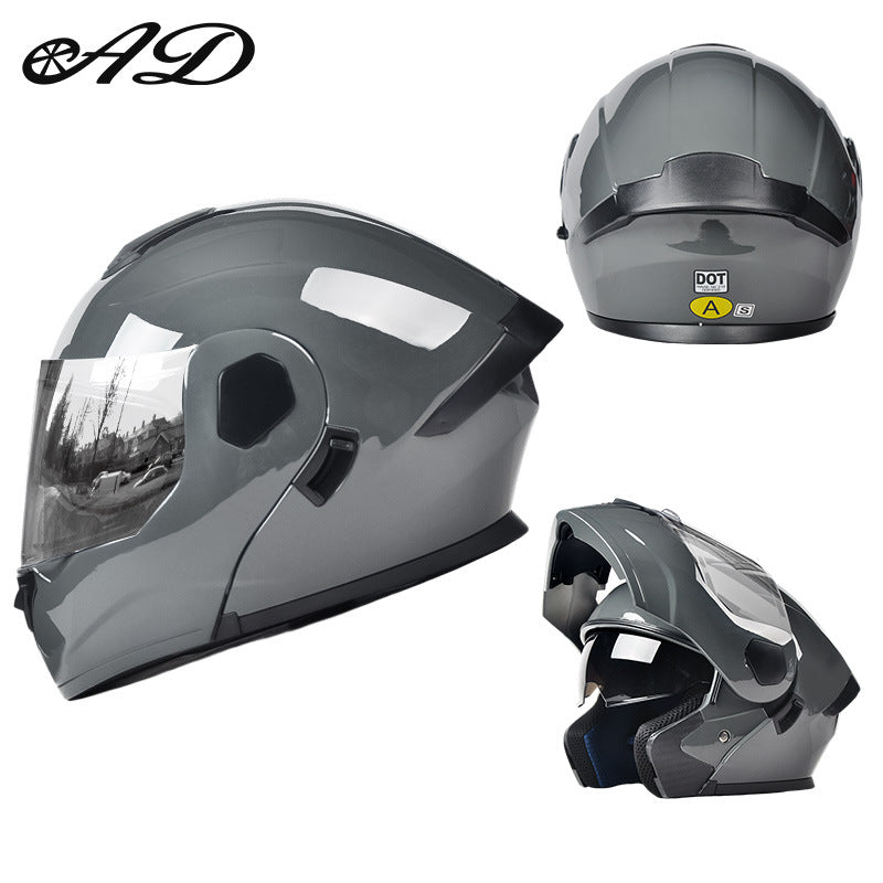 Motorcycle helmet with good ventilation in summer