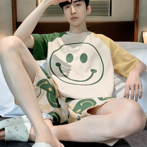 Men's short-sleeve loose-fit top