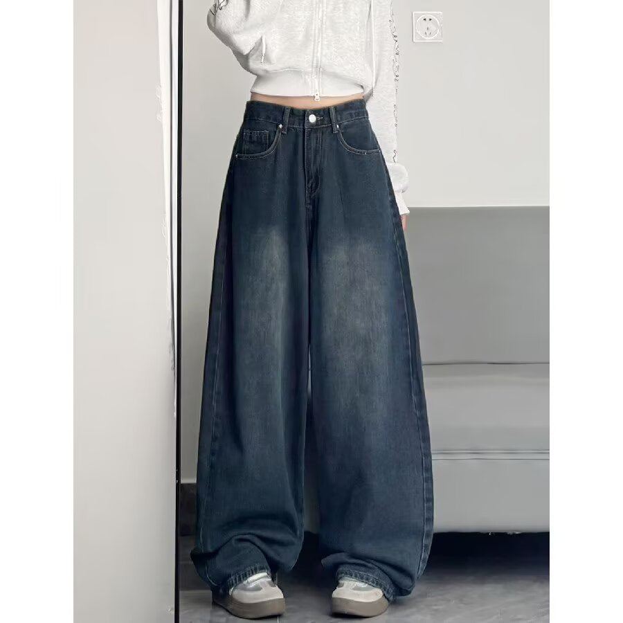 Blue straight-leg jeans