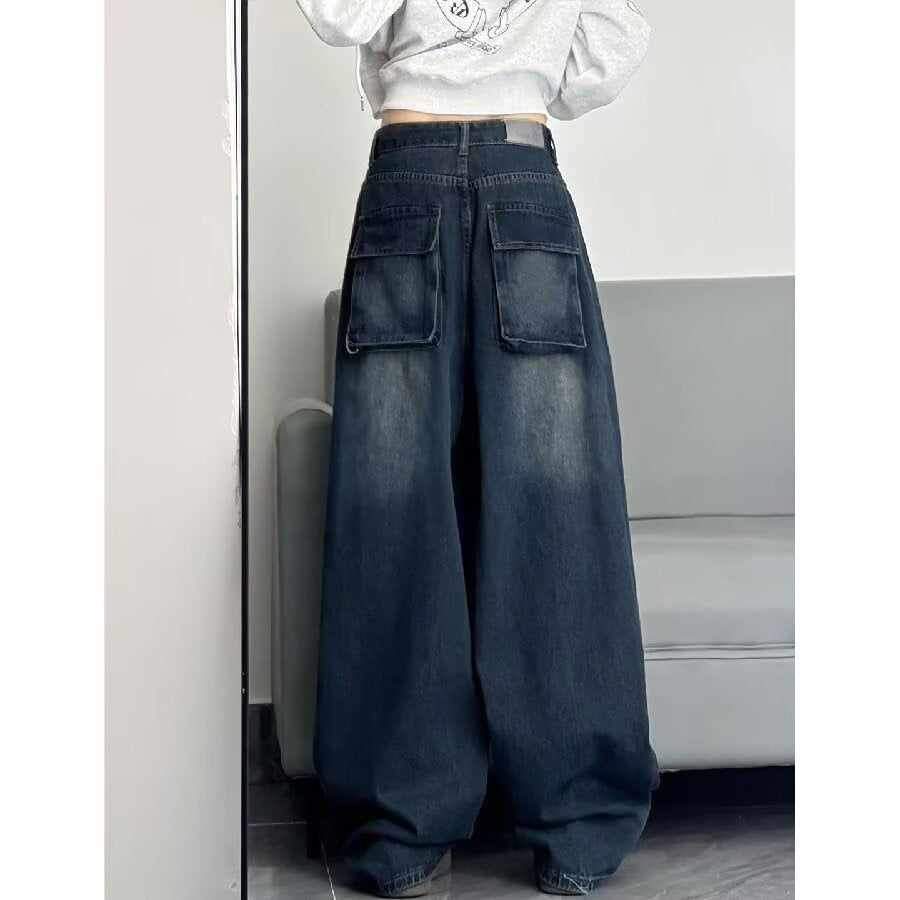 Blue straight-leg jeans