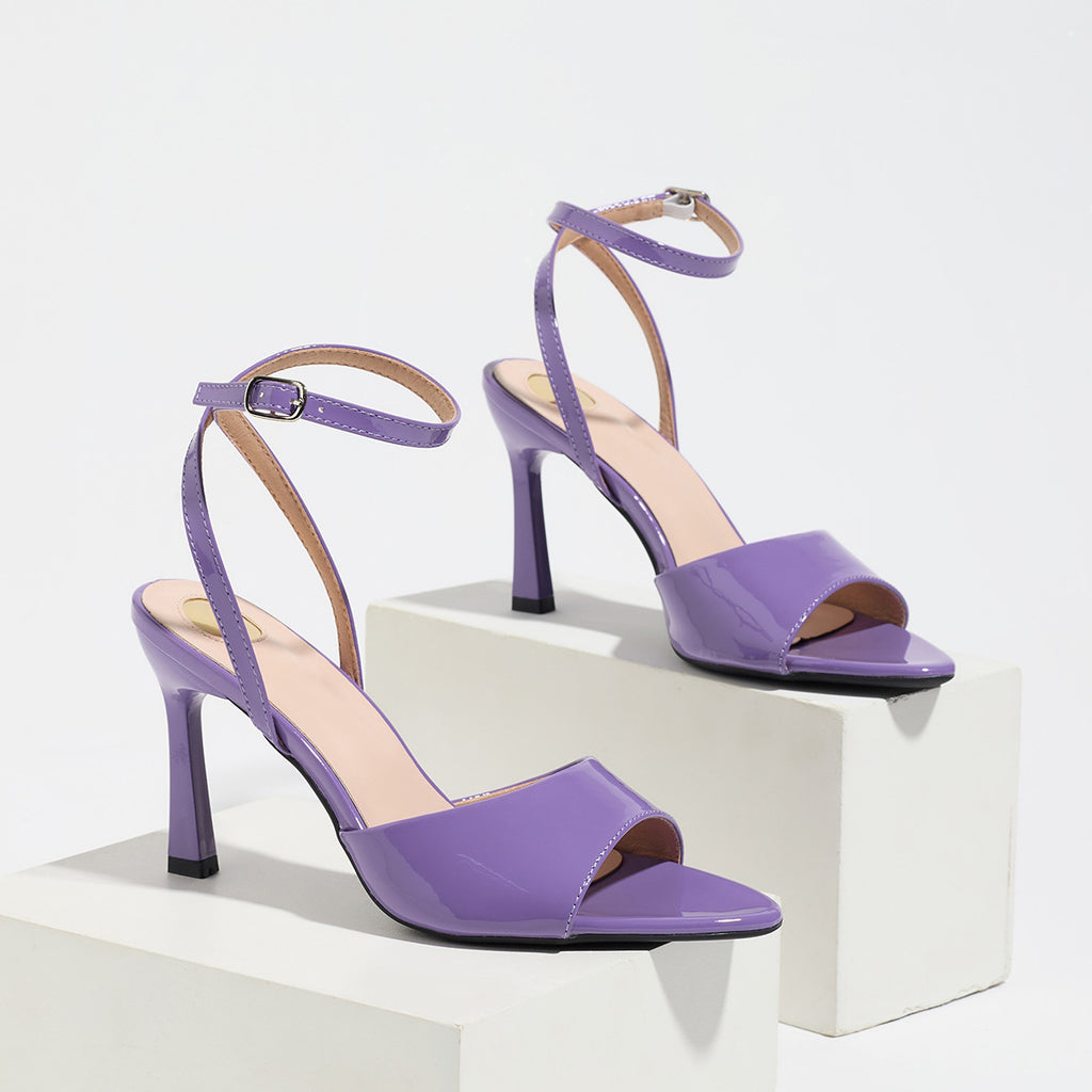 Single-band high-end style with slender heels
