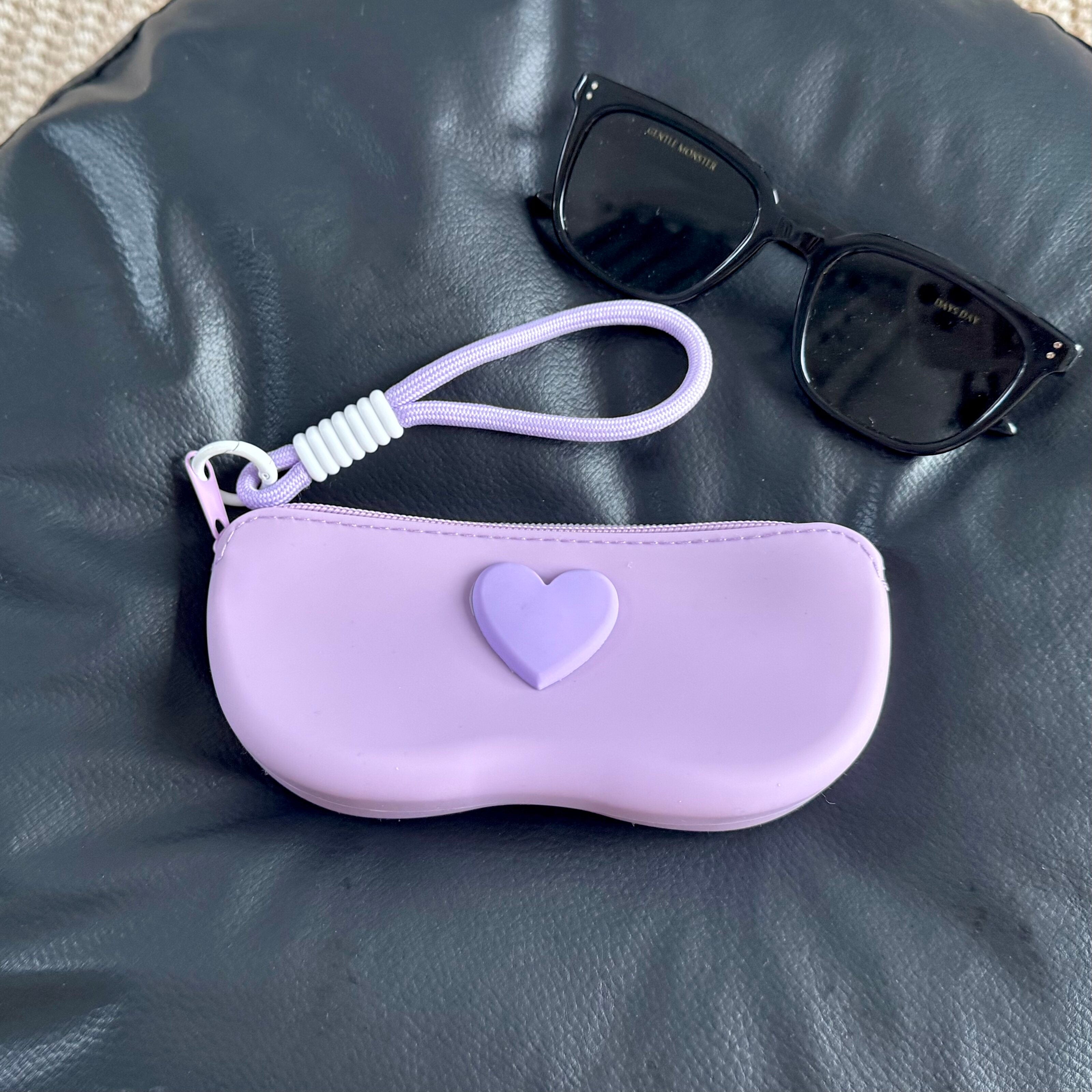 Portable Anti-Pressure Sunglasses Storage Bag